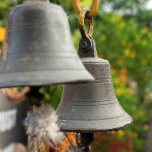 chime bells playing music